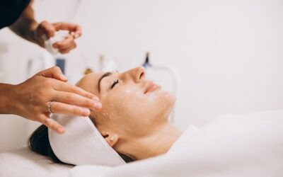 Pulizia del viso a Legnano: scopri il servizio offerto dalle Personal Skin Trainer de La Porta del Benessere